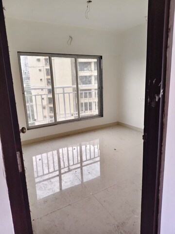 Room in 1 BHK Apartment at DGS Sheetal Tapovan, Malad East – for Rent