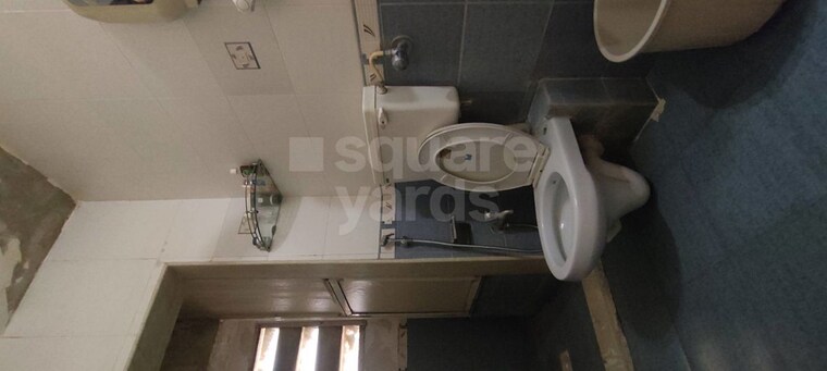 Bathroom, shiv-shrishti-chs 3 Bedroom 875 Sq.Ft. Apartment In Powai Mumbai 9822278