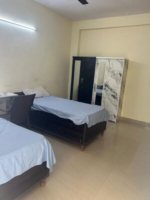 Bedroom in  Pg at Sector 63a – for Rent