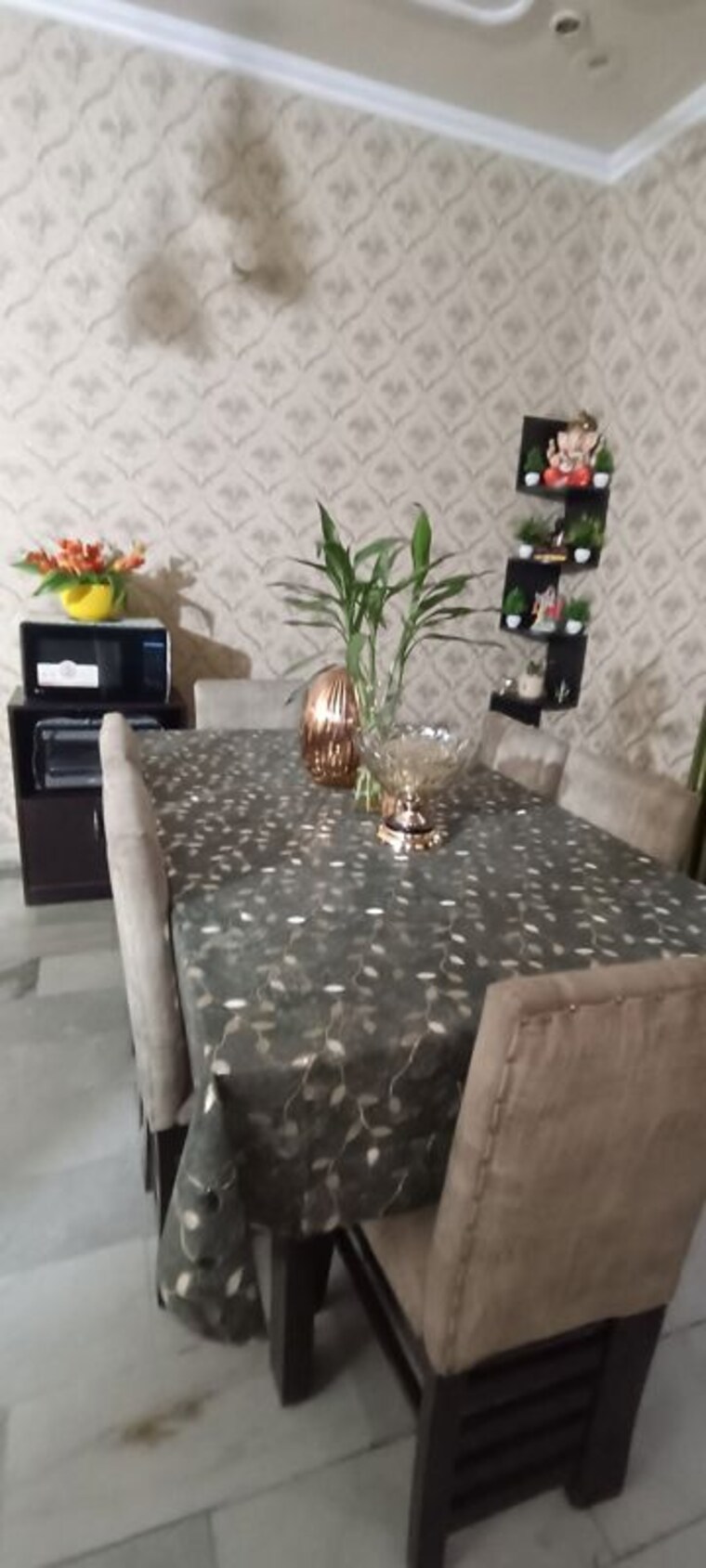  Parking, baltana 5 Bedroom 131 Sq.Yd. Independent House In Baltana Zirakpur 9822583