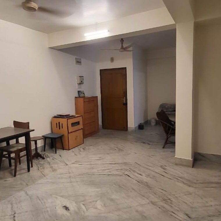 Room, dakshindari 3 Bedroom 1022 Sq.Ft. Builder Floor In Dakshindari Kolkata 9822576