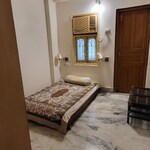 3 BHK 1022 Sq.Ft. Builder Floor in Dakshindari