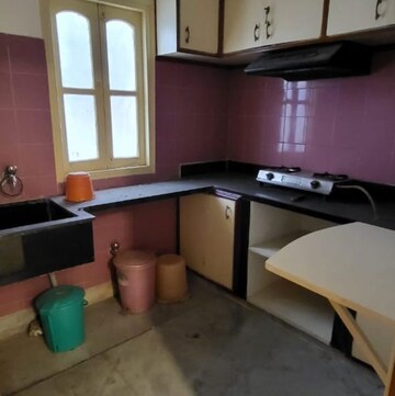 Kitchen in 3 BHK Builder Floor at Dakshindari – for Sale