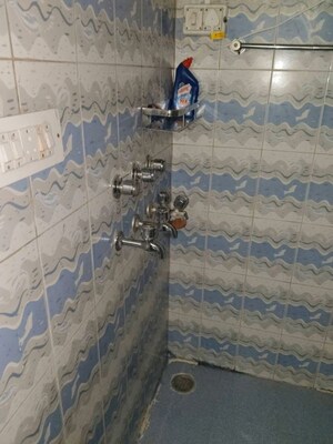 Bathroom in 2.5 BHK Independent House at Sector 44 – for Rent