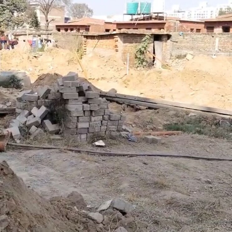 undefined, hlp-palmillas  150 Sq.Yd. Plot In International Airport Road Zirakpur 9822707