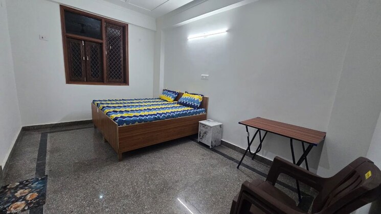 Bedroom, sector 127 Pg For Boys & Girls In Sector 127 9822816
