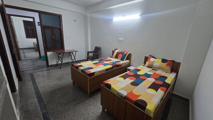 Bedroom, sector 127 Pg For Boys & Girls In Sector 127 9822816