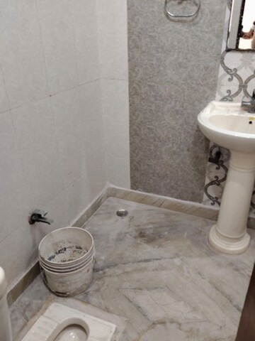 Bathroom in 3 BHK Builder Floor at Green Fields Colony – for Rent