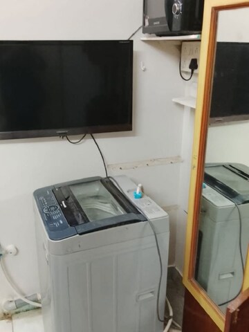  1 RK Apartment at Vile Parle West – for Rent