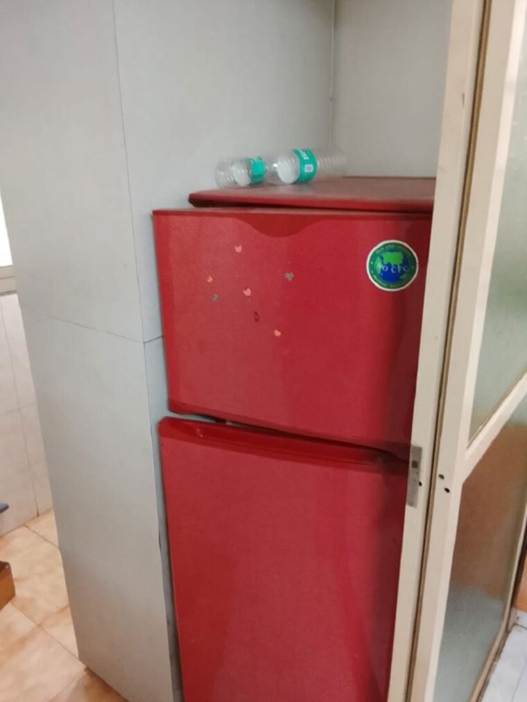 undefined, vile parle west 1 RK 200 Sq.Ft. Apartment In Vile Parle West Mumbai 9822701