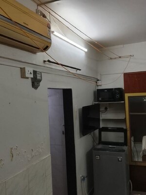  1 RK Apartment at Vile Parle West – for Rent