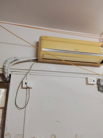  1 RK Apartment at Vile Parle West – for Rent