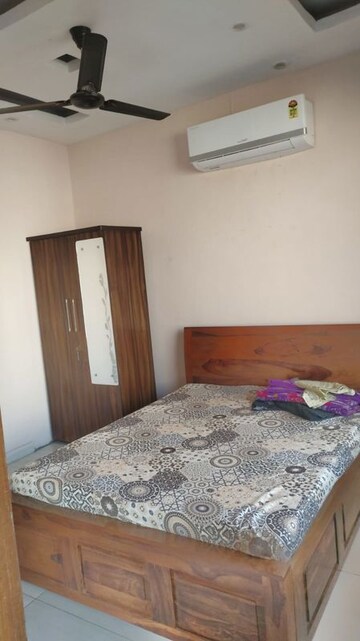 Bedroom in 3 BHK Apartment at Dhakoli – for Rent