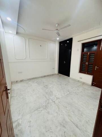 3 BHK Builder Floor For Rent in Sector 46