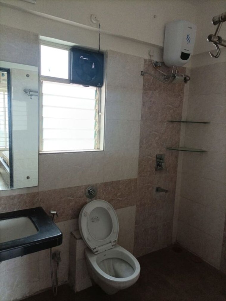 Bathroom, comfort-zone 2 Bedroom 683 Sq.Ft. Apartment In Balewadi Pune 9823048