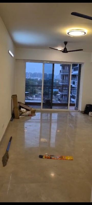 3 BHK Apartment For Rent in Godrej Meridien, Sector 106