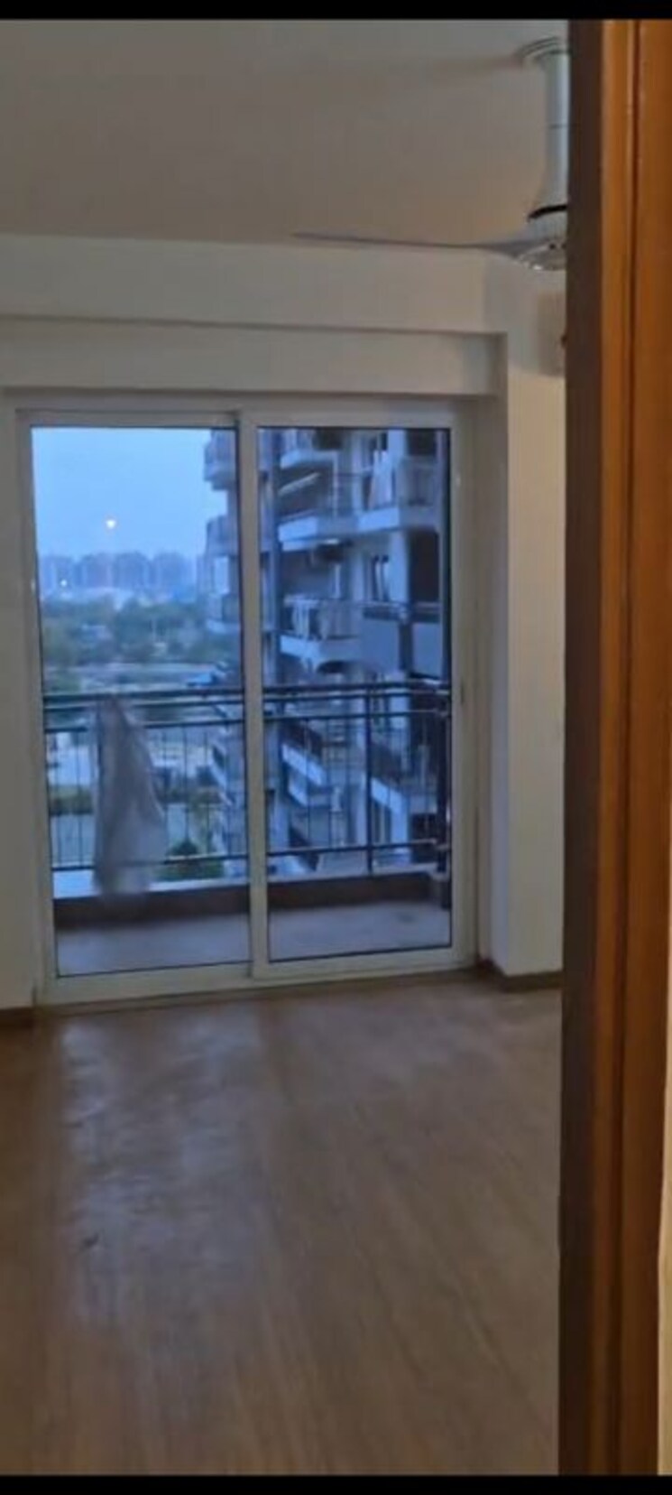 Room, godrej-meridien 3 Bedroom 1855 Sq.Ft. Apartment In Sector 106 Gurgaon 9823148