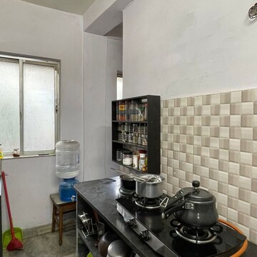 Team Area in 2 BHK Apartment at Kolkatta Gpo – for Sale