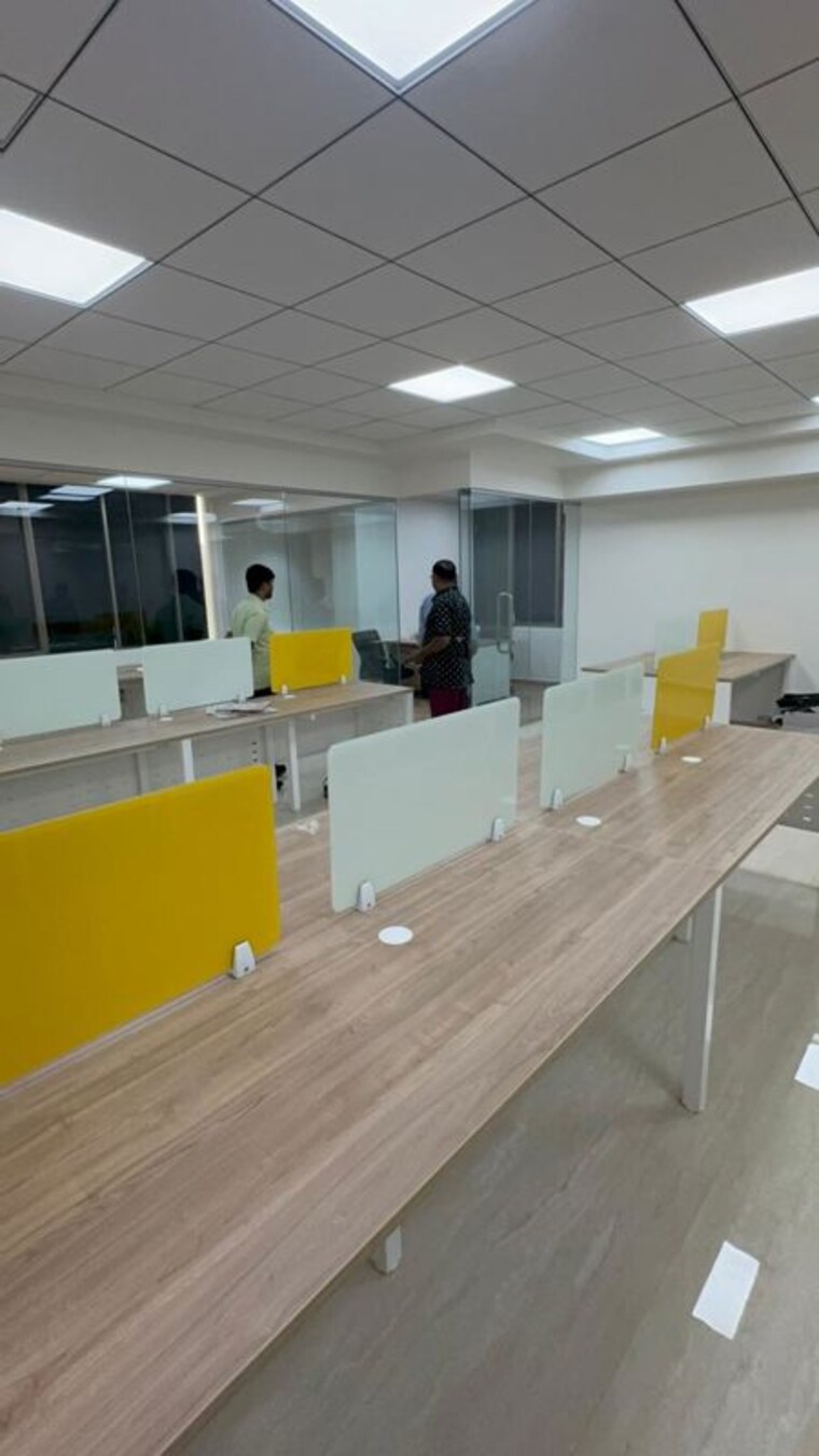 Team Area, the-crescent-business-park Commercial Office Space 1300 Sq.Ft. In Sakinaka Mumbai 9823302