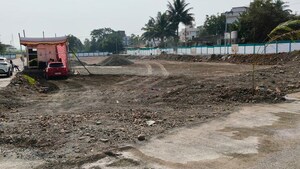  Plot For Sale in Prabhat Apartment, Prabhat Road