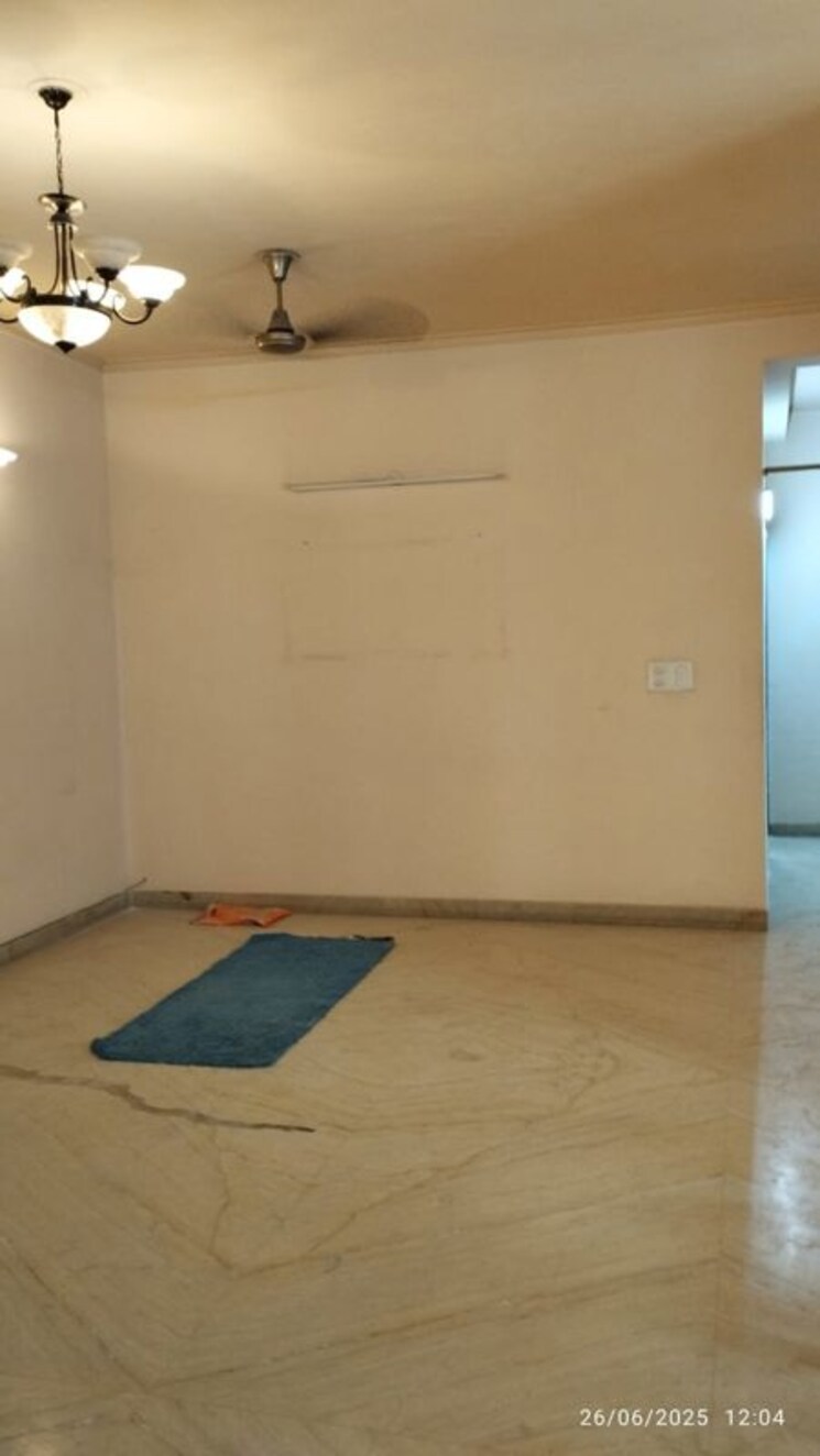 Room, green fields colony 4 Bedroom 2460 Sq.Ft. Builder Floor In Green Fields Colony Faridabad 9823387