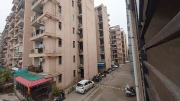 2 BHK Apartment For Rent in Jaipurias Sunrise Greens Zirakpur, Vip Road
