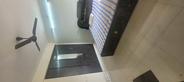 Room, happy-valley 2 Bedroom 783 Sq.Ft. Apartment In Manpada Thane 9823558