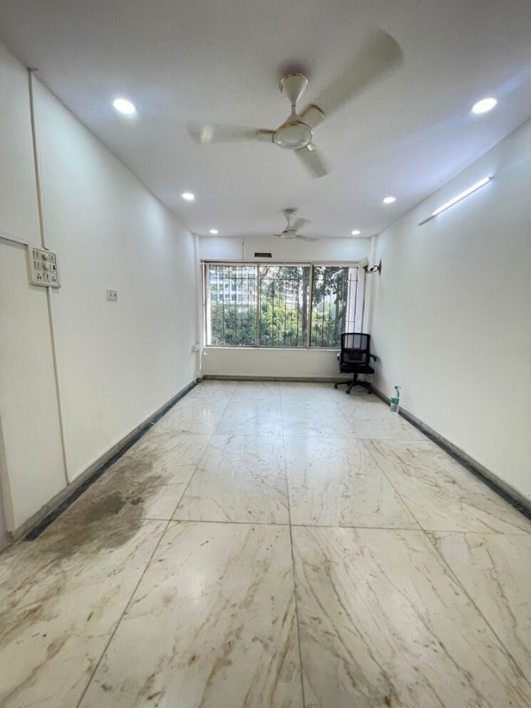 Room, grenville-chs 2 Bedroom 1000 Sq.Ft. Apartment In Andheri West Mumbai 9823571