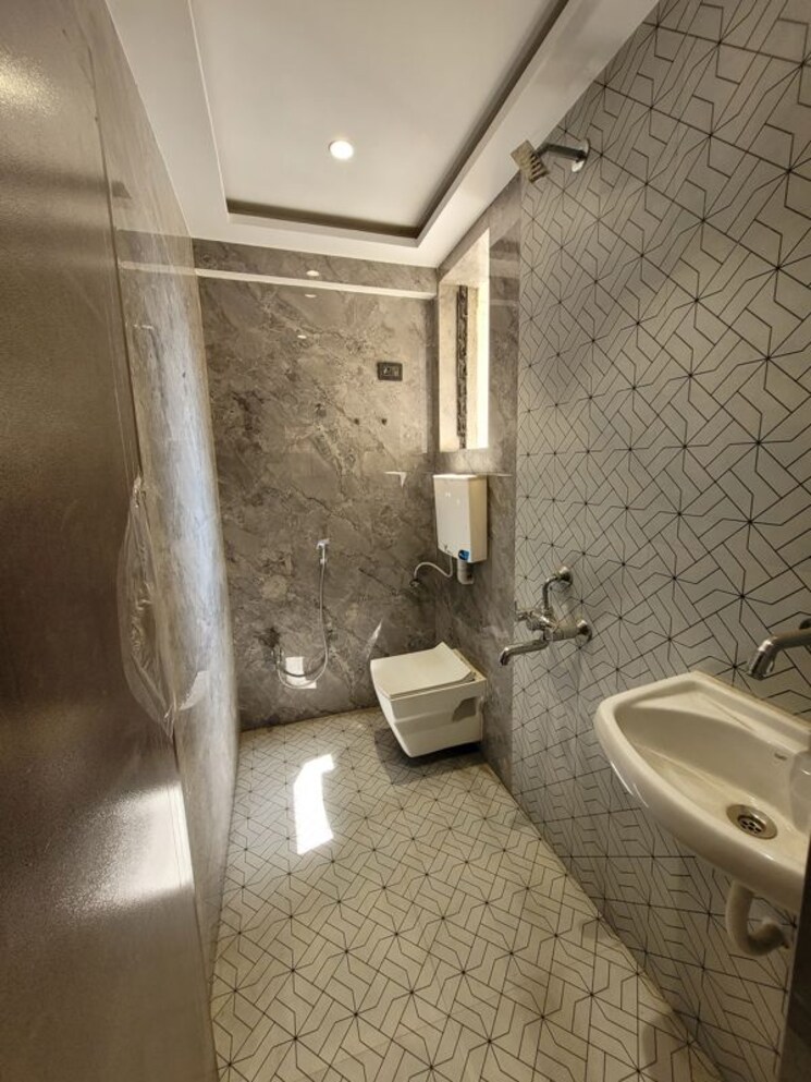 Bathroom, raj-tulsi-city 2 Bedroom 850 Sq.Ft. Apartment In Badlapur East Thane 9823591