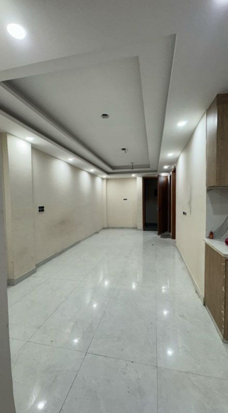 Kitchen, chattarpur 3 Bedroom 1200 Sq.Ft. Apartment In Chattarpur Delhi 9823661