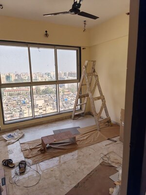 Room in 1 BHK Apartment at Rohinton Guruprasad Divine Residency, Chembur – for Rent