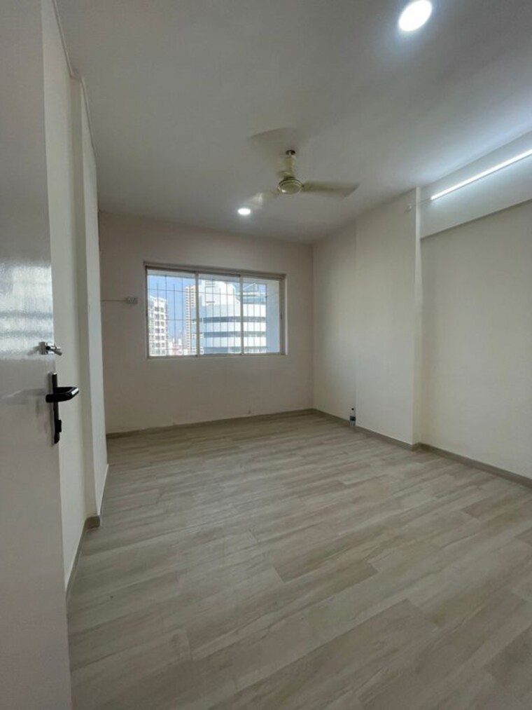 Room, grenville-chs 2 Bedroom 900 Sq.Ft. Apartment In Andheri West Mumbai 9823742