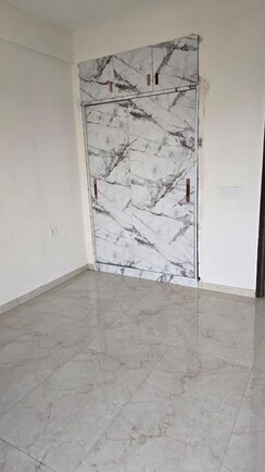 3 BHK + Servant Room Apartment For Rent in Smart World Gems