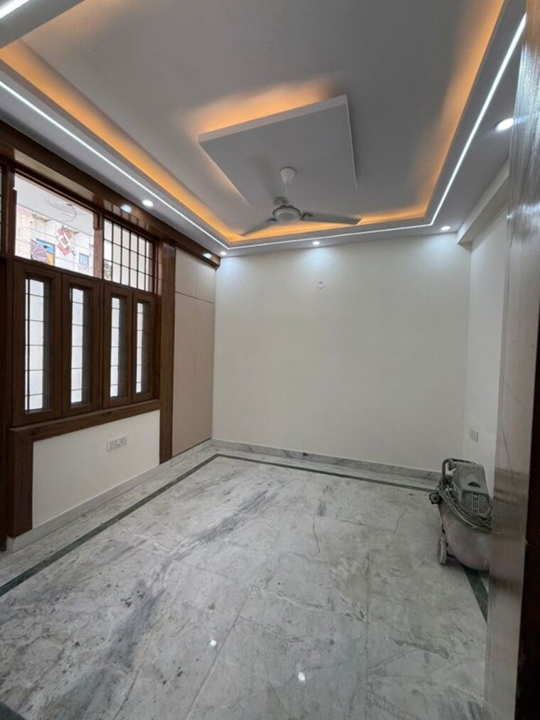 Room, sector 4 4 Bedroom 1563 Sq.Ft. Builder Floor In Sector 4 Panchkula 9823709