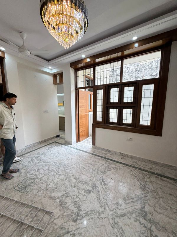 4 BHK Builder Floor For Sale in Sector 4