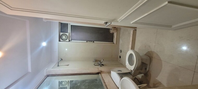 Bathroom, hiranandani-buttercup 2 Bedroom 999 Sq.Ft. Apartment In Manpada Thane 9823856