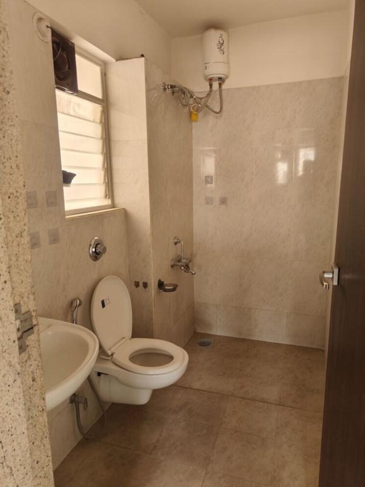 Bathroom, puranik-aldea-anexo 1 Bedroom 560 Sq.Ft. Apartment In Baner Pune 9821464