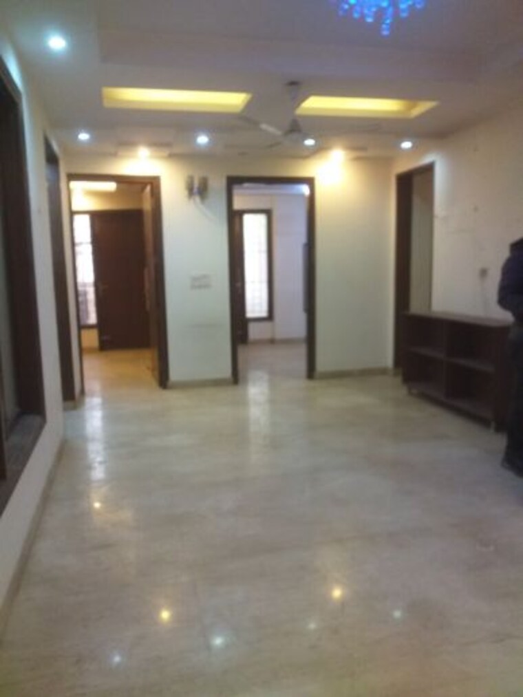 Hall, east patel nagar 3 Bedroom 1780 Sq.Ft. Builder Floor In East Patel Nagar Delhi 9823916