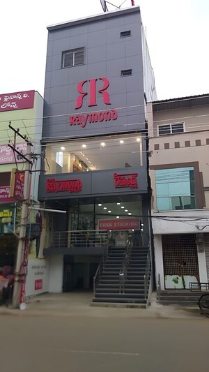  Showroom For Rent in Mobarlipet