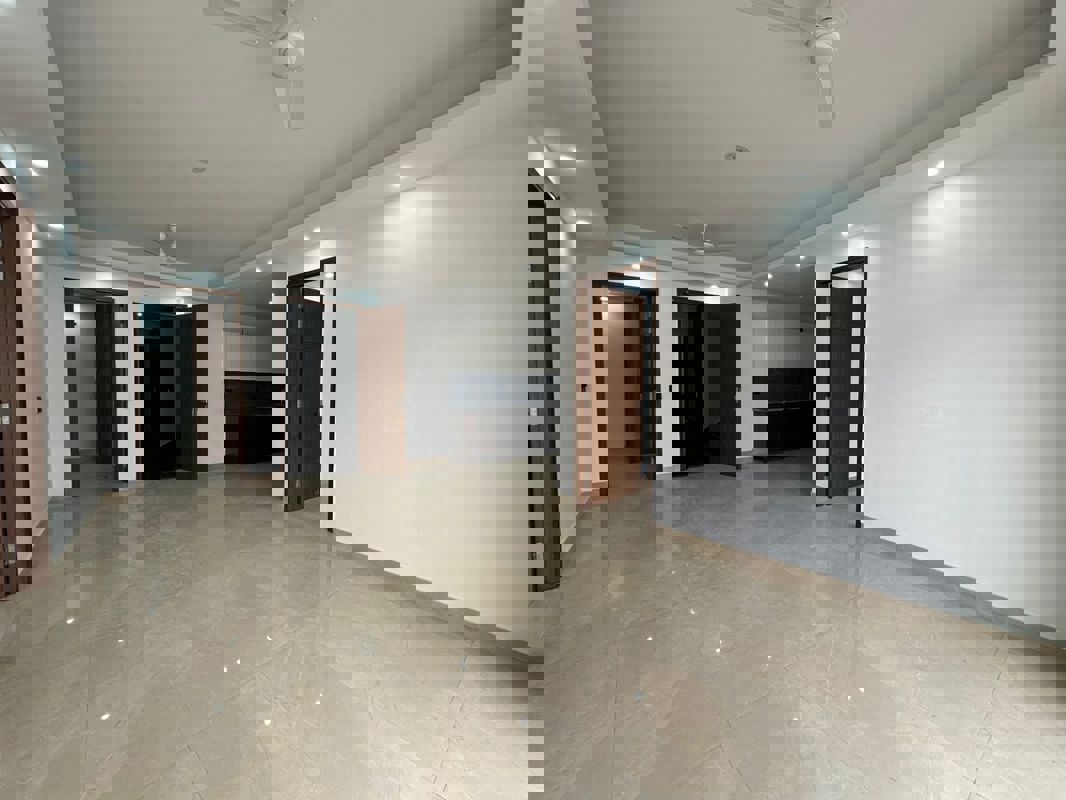 3 BHK Builder Floor For Rent in Saket