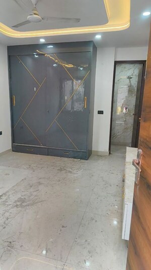 Balcony in 3 BHK Builder Floor at Janakpuri – for Rent