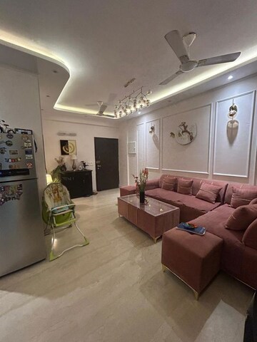 Living Room in 2.5 BHK Apartment at Shree Vardhman Victoria, Sector 70 – for Sale