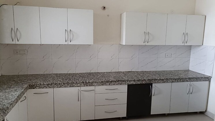 Kitchen, sbp-housing-park 3 Bedroom 1500 Sq.Ft. Apartment In Central Derabassi Chandigarh 9824119