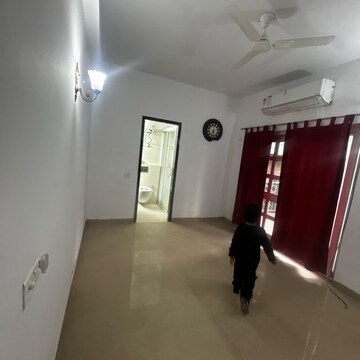 Furnished Amenities in 3.5 BHK Apartment at Spaze Privy, Sector 72 – for Sale