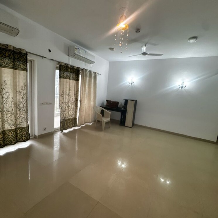 Room, spaze-privy 3.5 Bedroom 2085 Sq.Ft. Apartment In Sector 72 Gurgaon 9824313