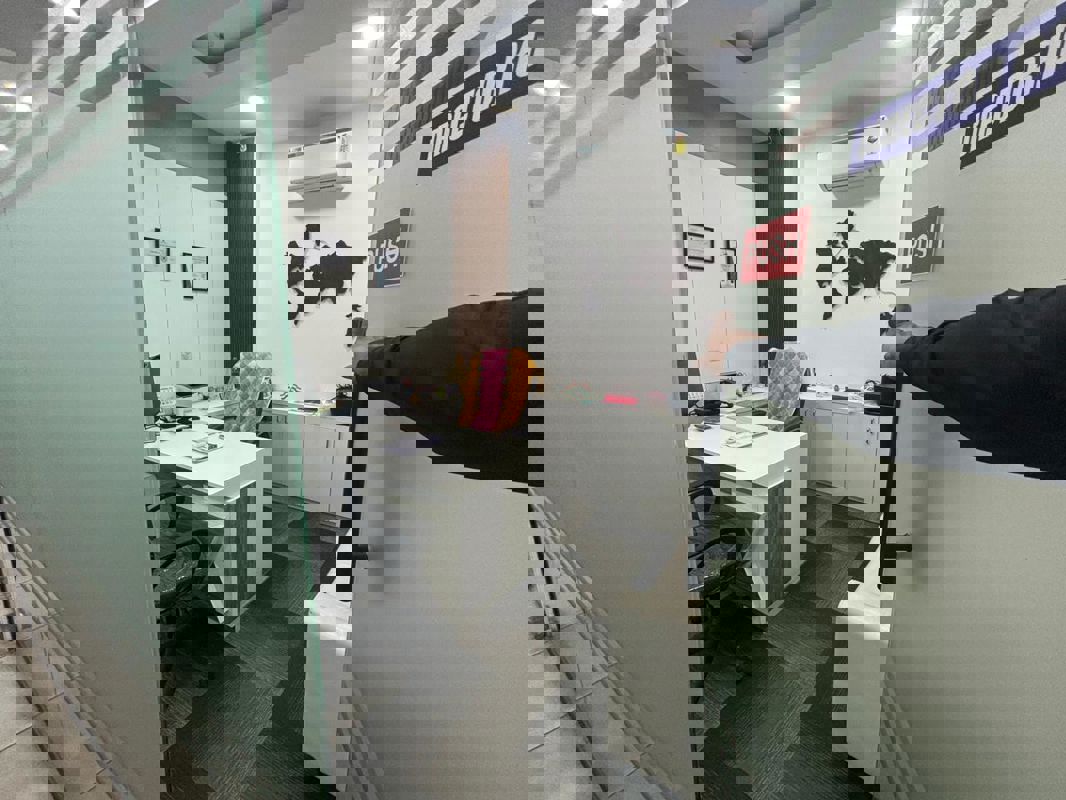 Office Space For Sale in Sector V