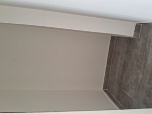 Room in 4 BHK Apartment at Windsor Paradise 2, Raj Nagar Extension – for Sale