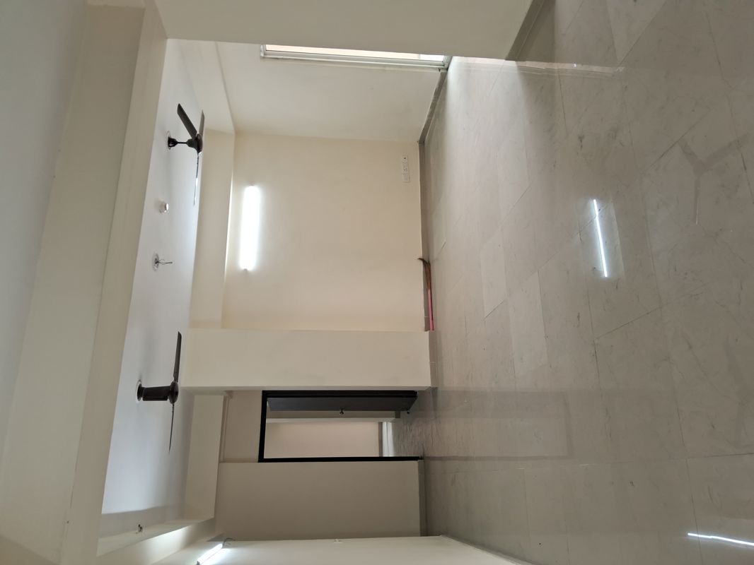 4 BHK + Servant Room Apartment For Sale in Windsor Paradise 2