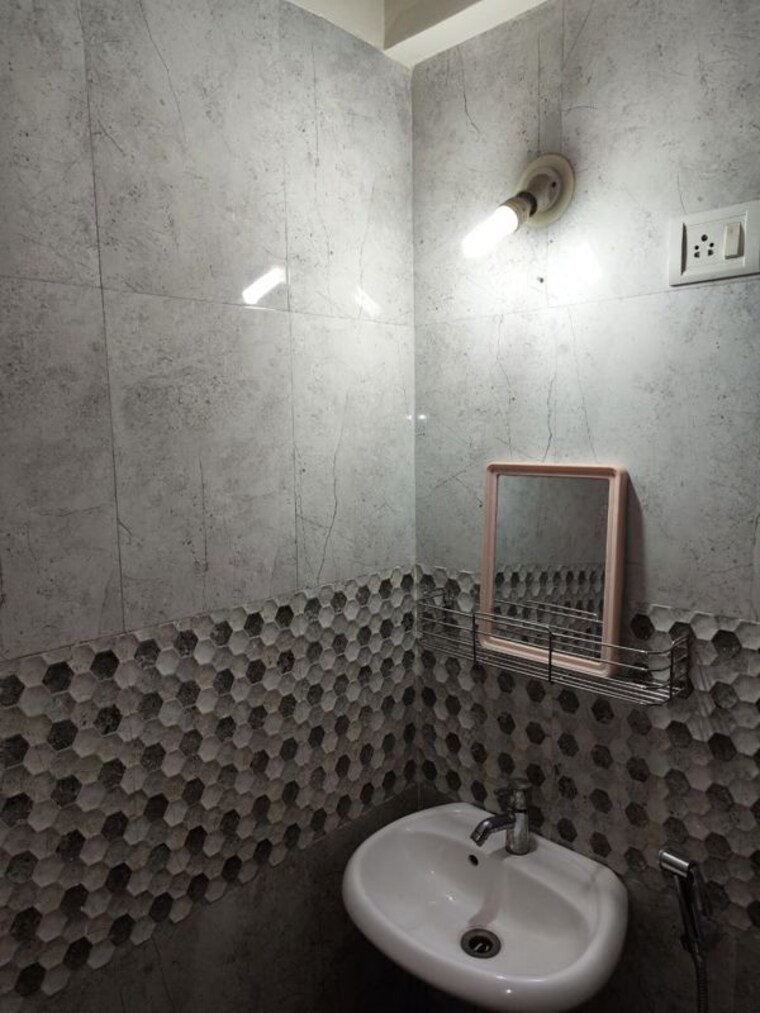 Bathroom, kishor-sukur-enclave-a 1 Bedroom 389 Sq.Ft. Apartment In Ghodbunder Road Thane 9824441