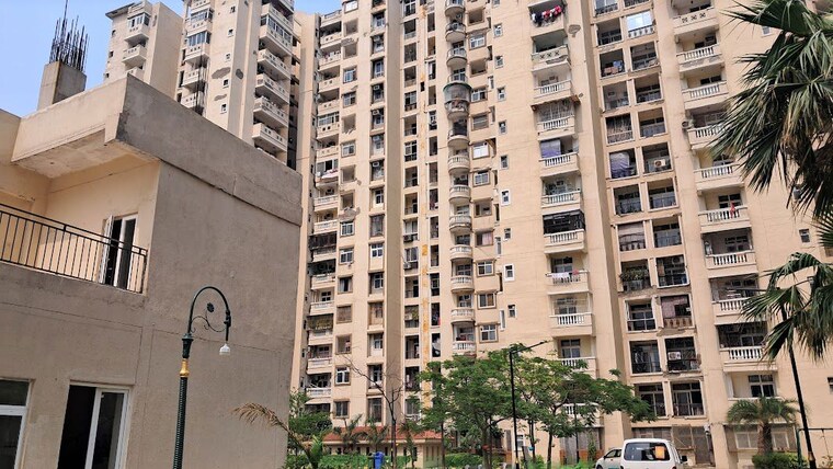 Exterior View, amrapali-princely-estate 3.5 Bedroom 1455 Sq.Ft. Apartment In Sector 76 Noida 9824305